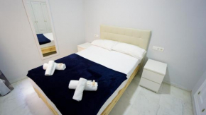 RentalSevilla Agradable apartamento en Triana junto al río Guadalquivir